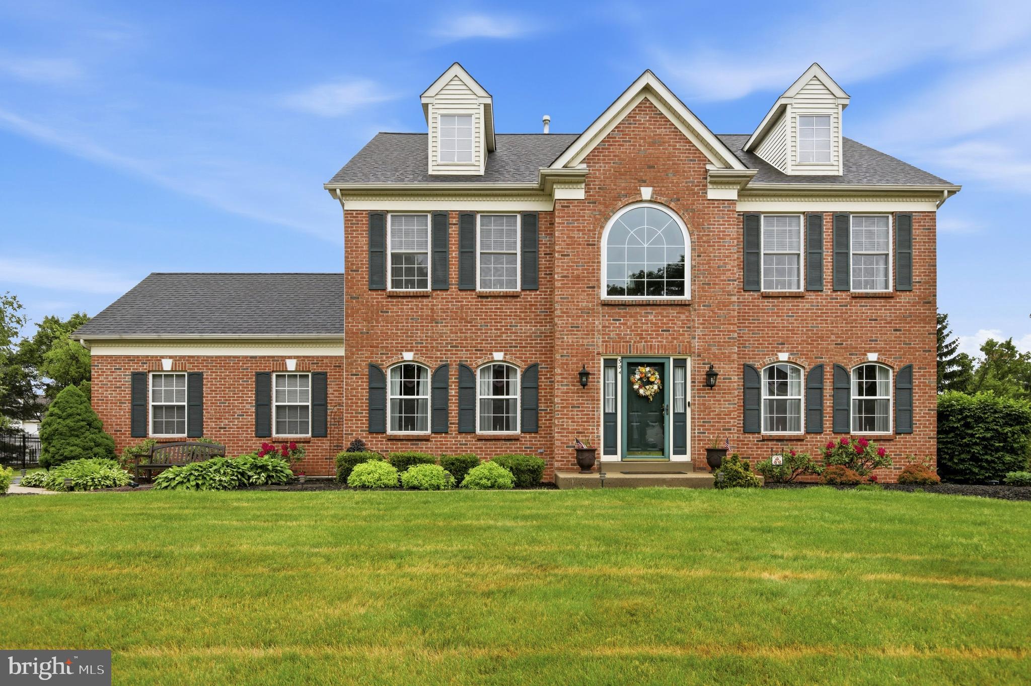 WARRINGTON HUNT - Residential