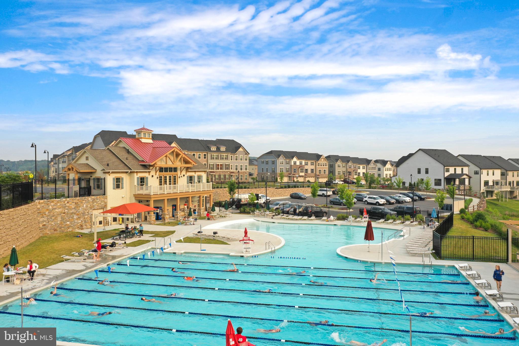 LAKE LINGANORE TOWN CENTER - Residential