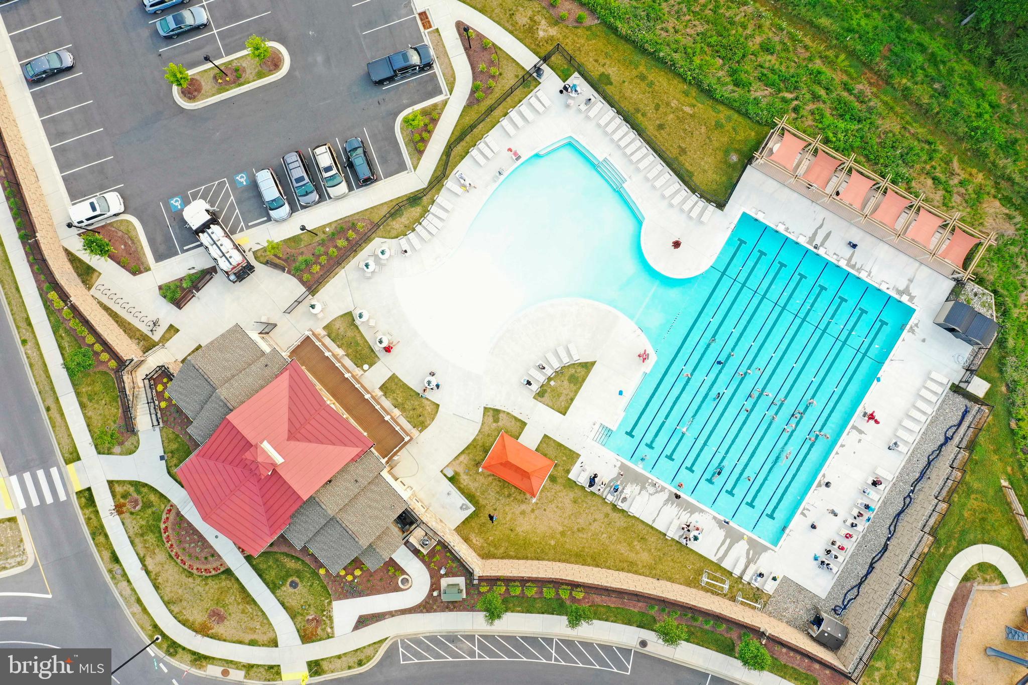 LAKE LINGANORE TOWN CENTER - Residential