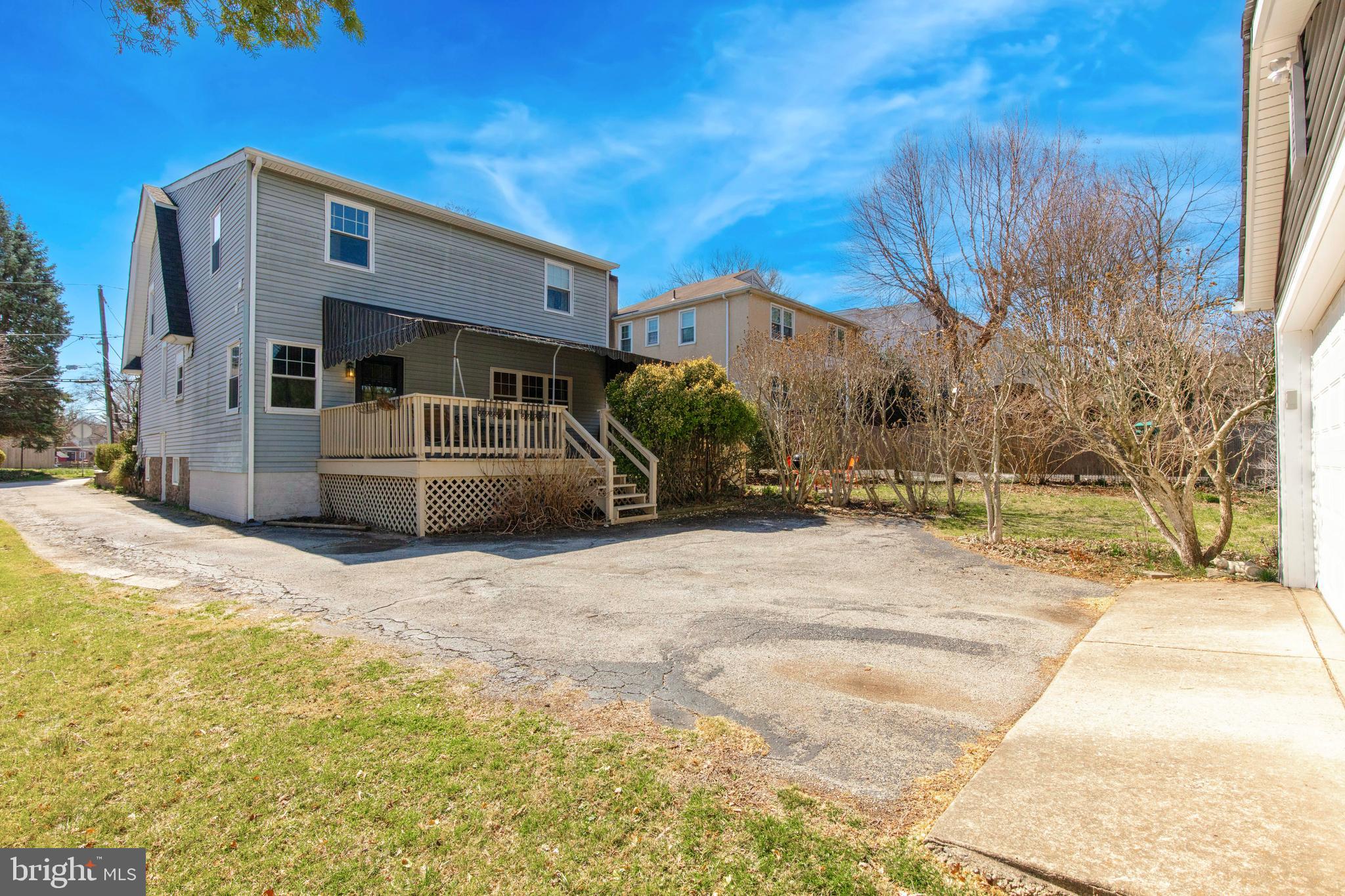 FLOURTOWN - Residential