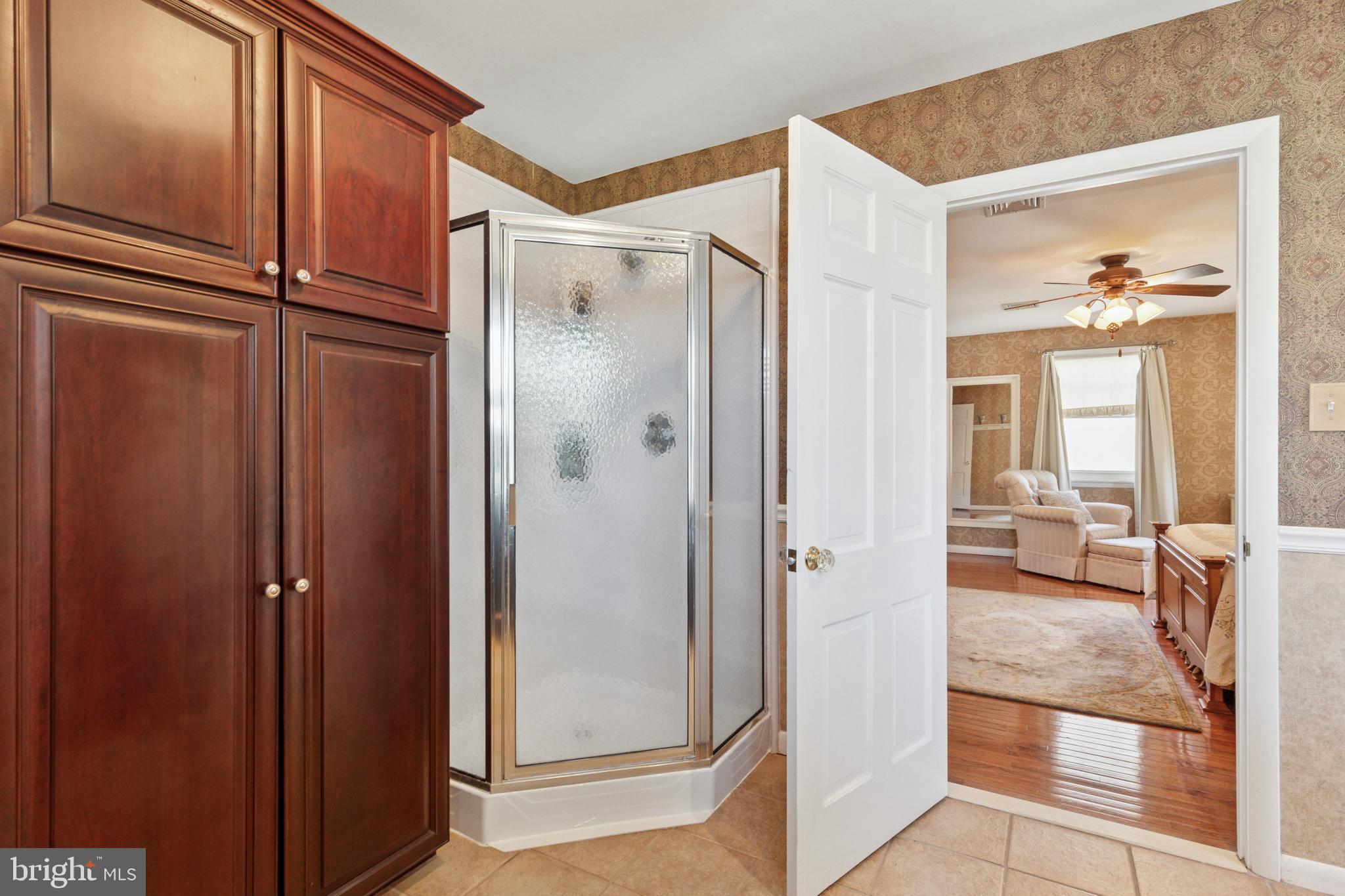 FLOURTOWN - Residential