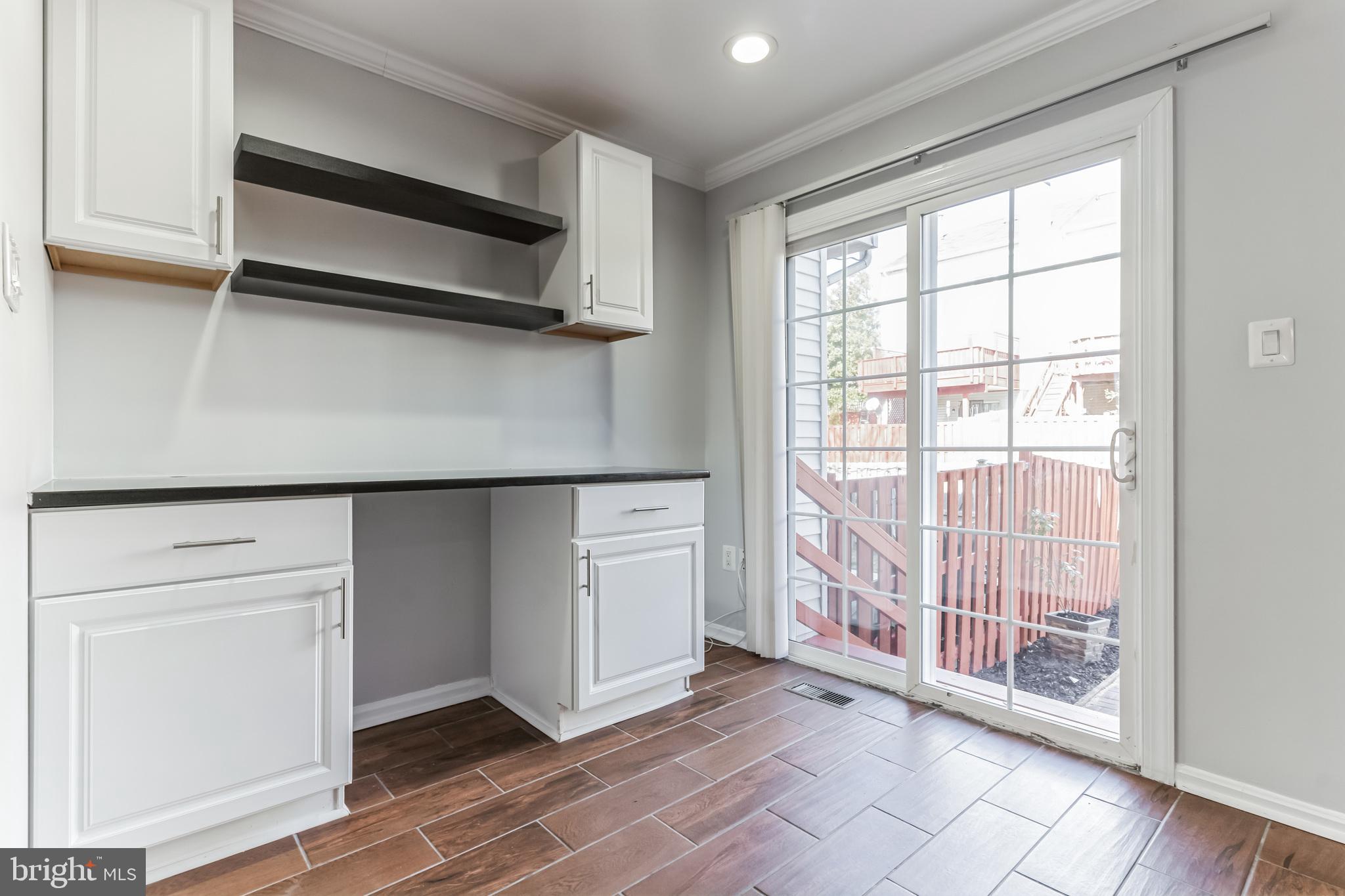 CLIFTON TOWNES - Residential