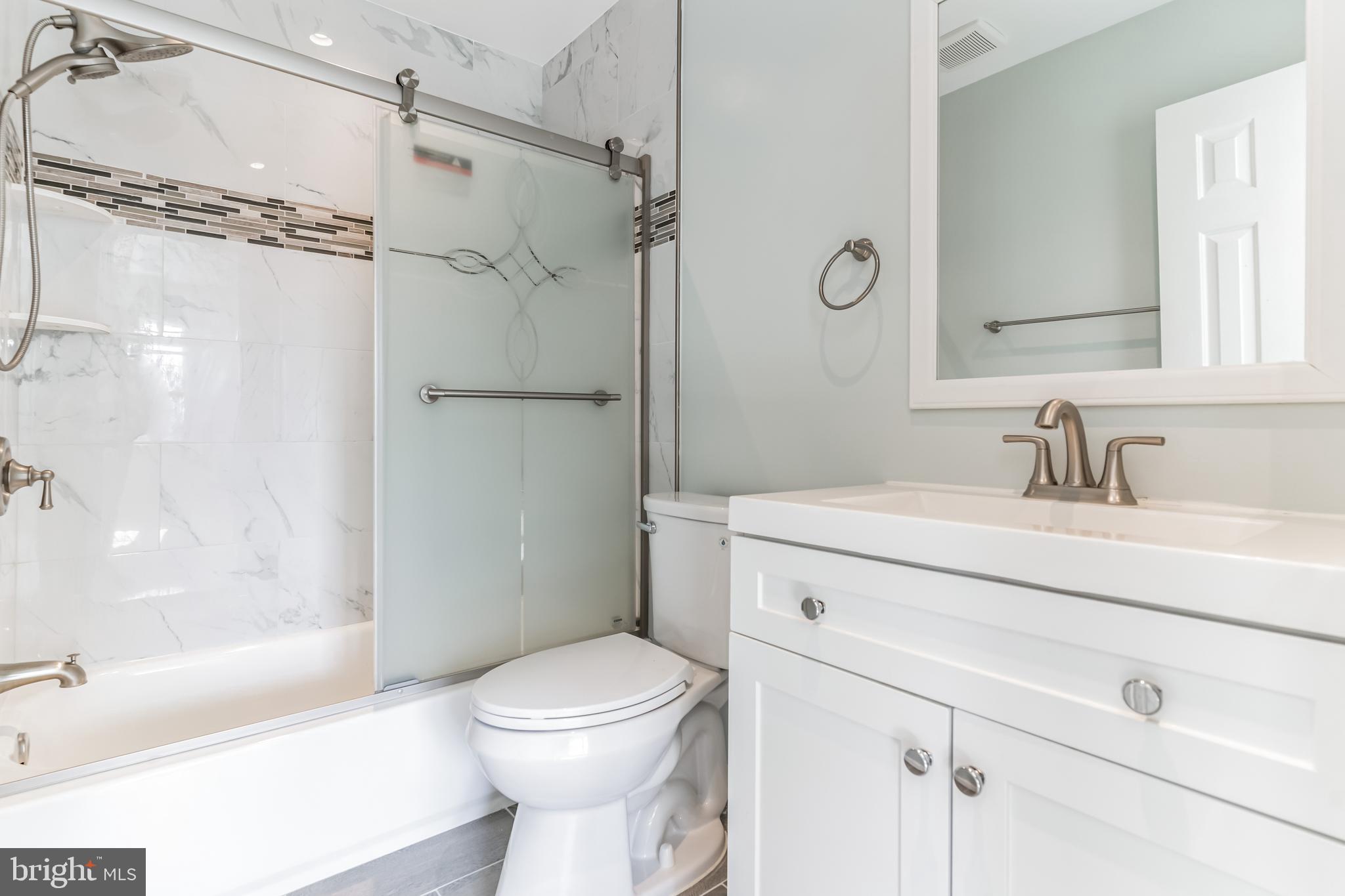 CLIFTON TOWNES - Residential