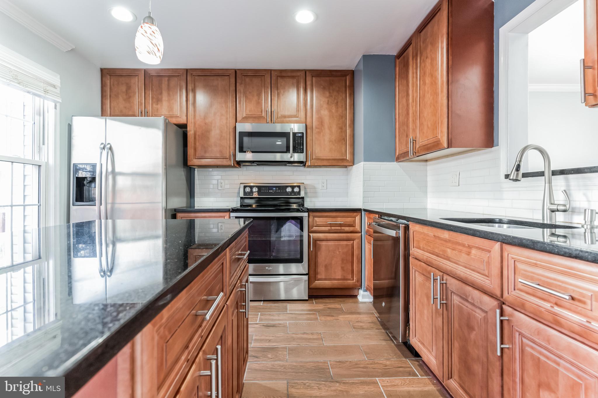 CLIFTON TOWNES - Residential