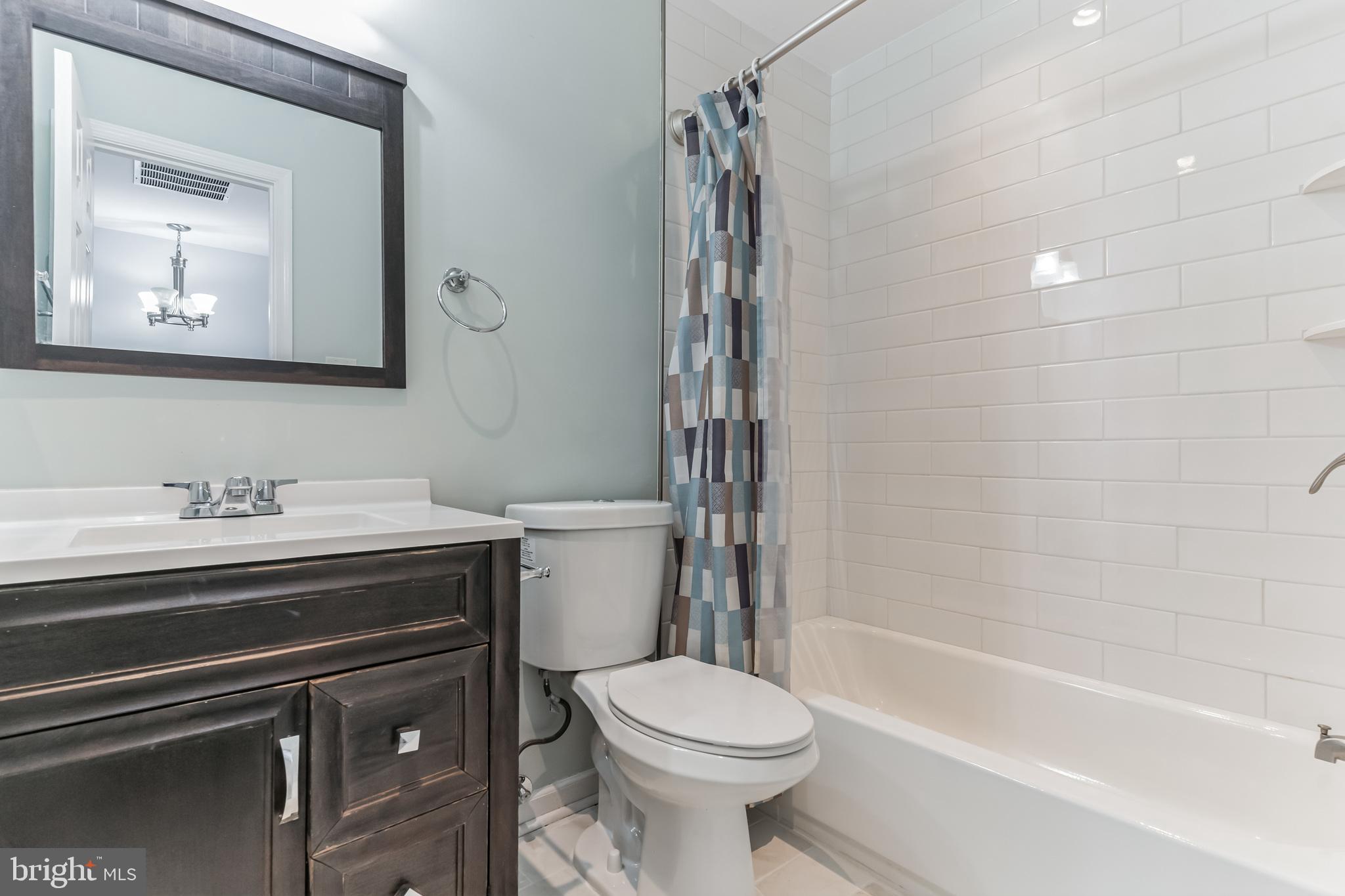 CLIFTON TOWNES - Residential