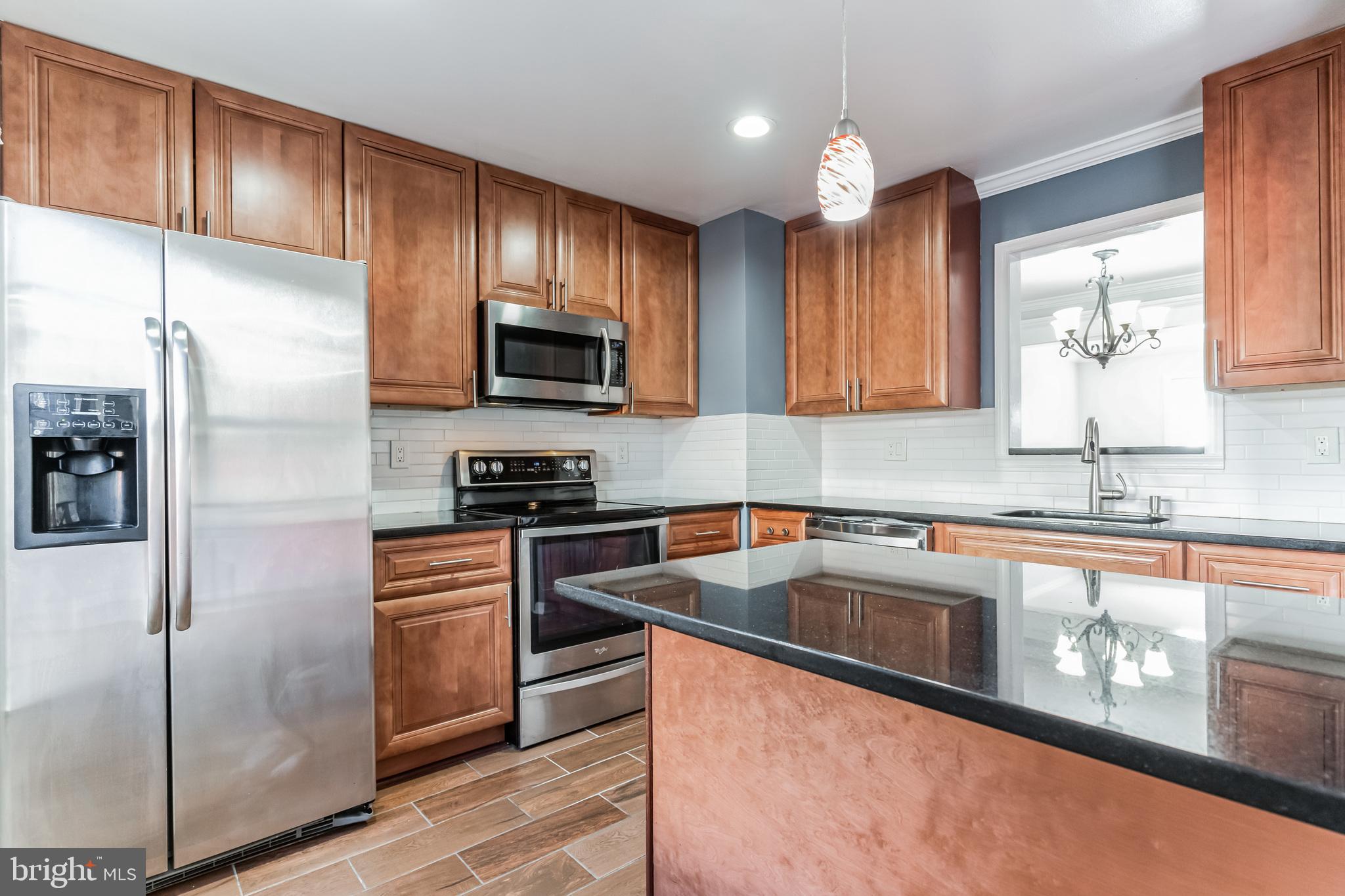 CLIFTON TOWNES - Residential