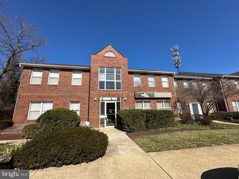 Photo of 12821 Old Fort Road #3-201, FORT WASHINGTON, MD 20744 (MLS # MDPG2194338)