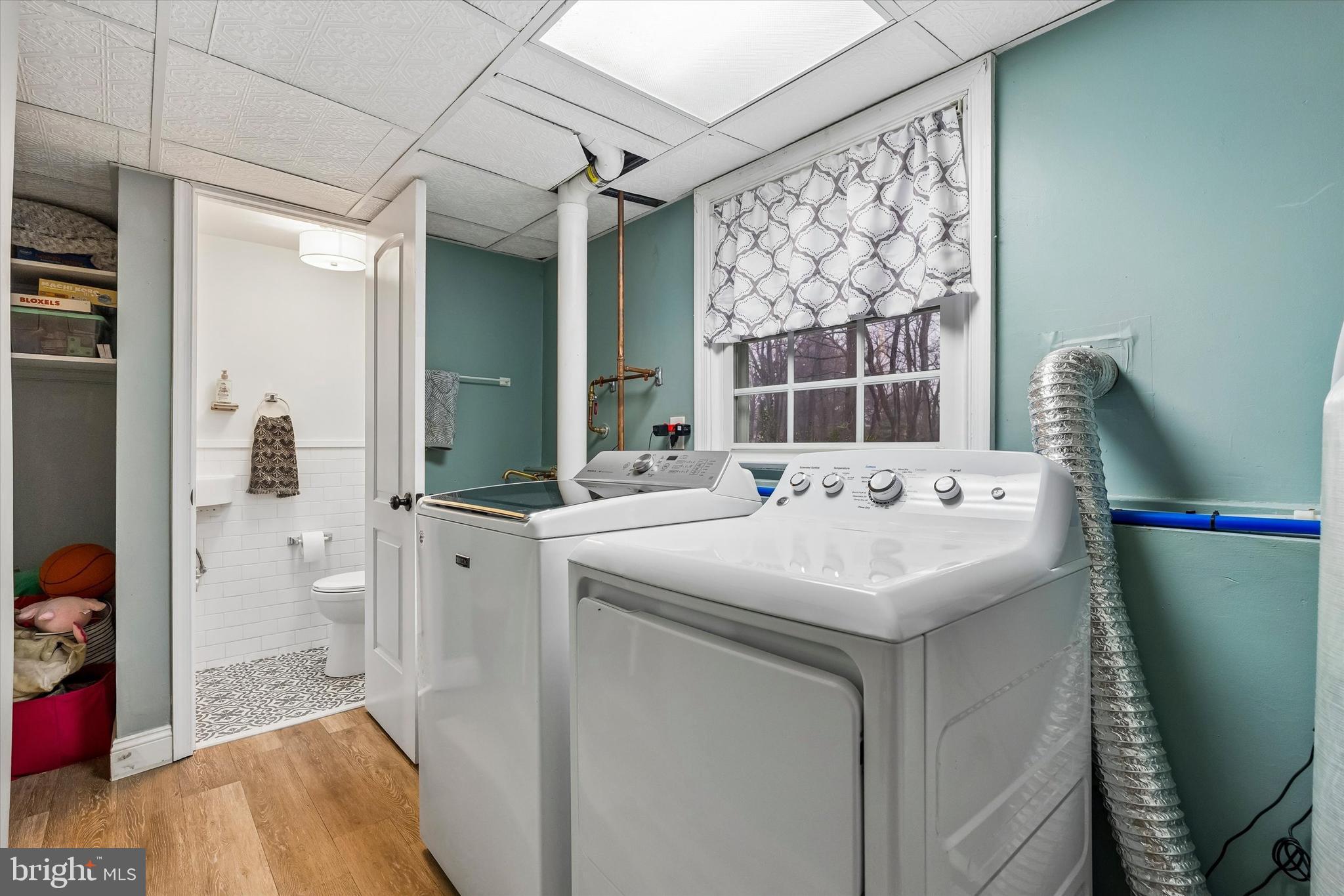 FAIRVIEW - Residential