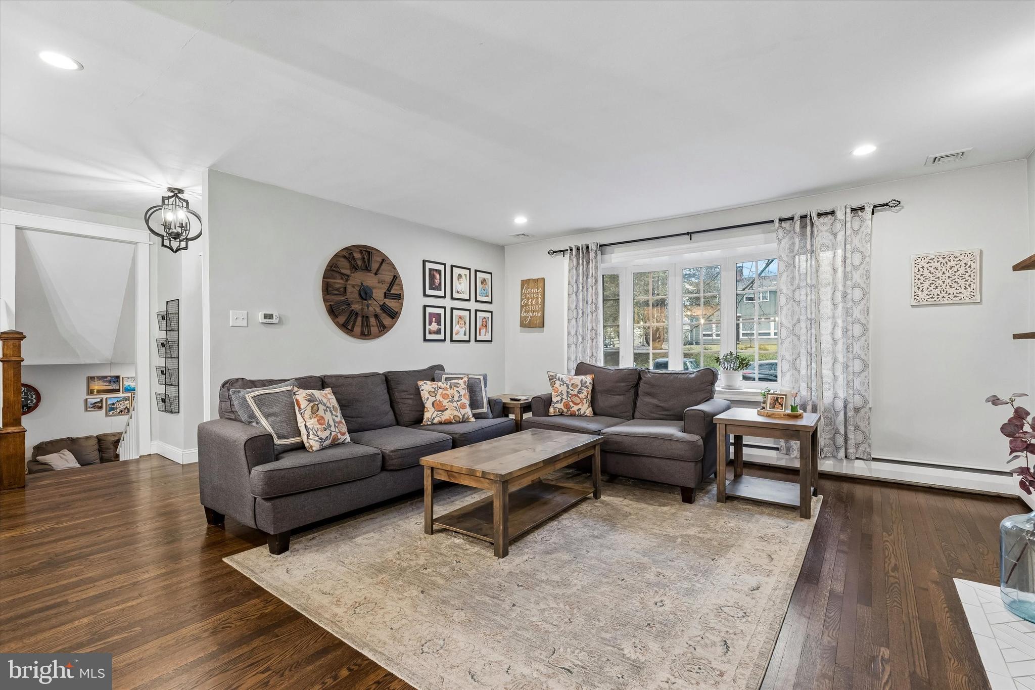 FAIRVIEW - Residential