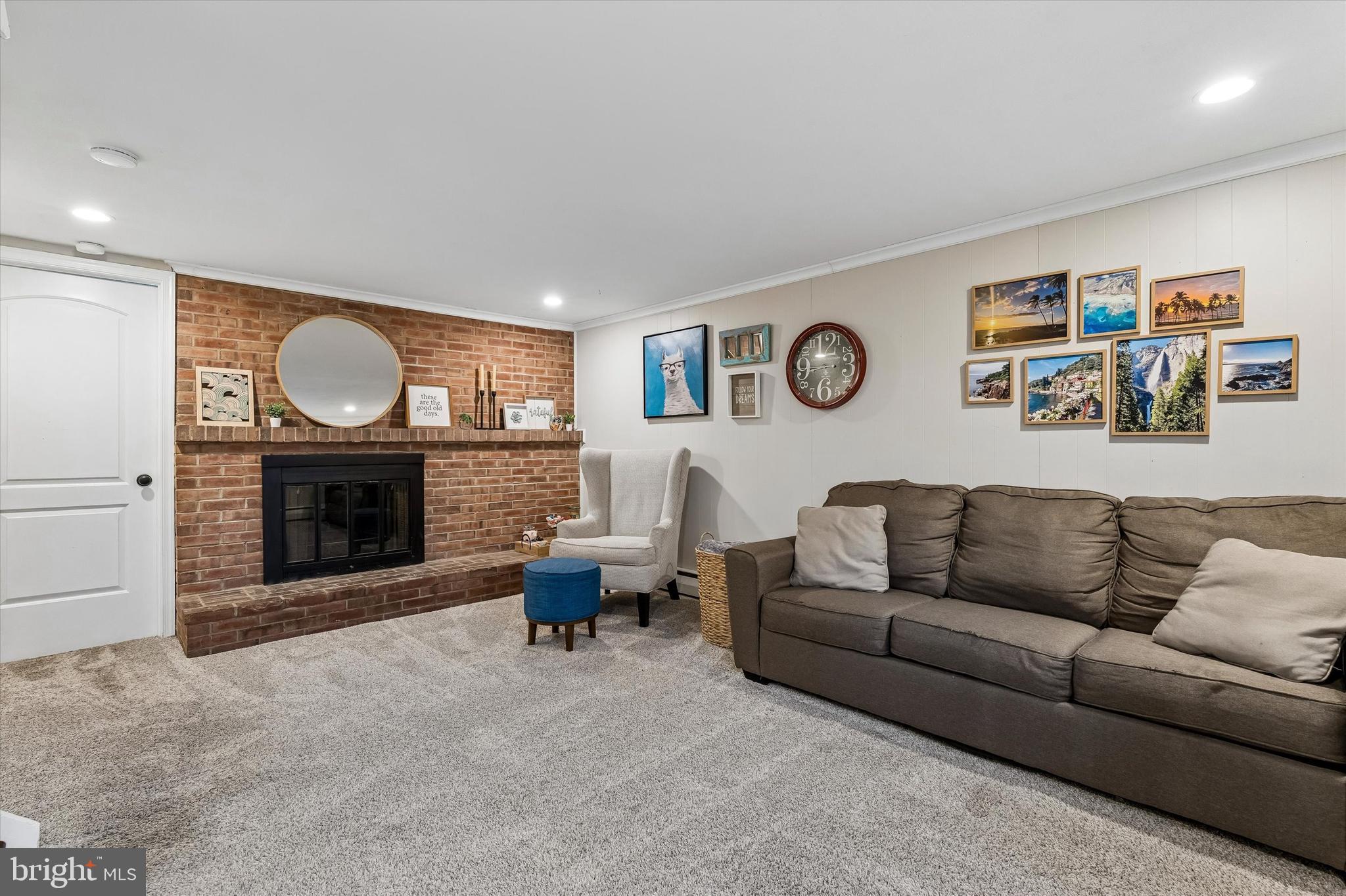 FAIRVIEW - Residential