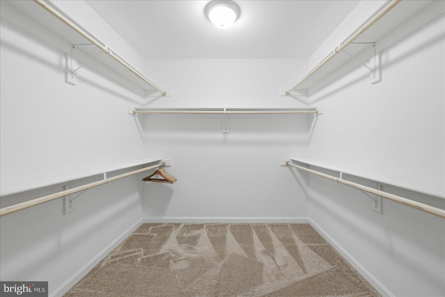 SPRING CREEK - Residential