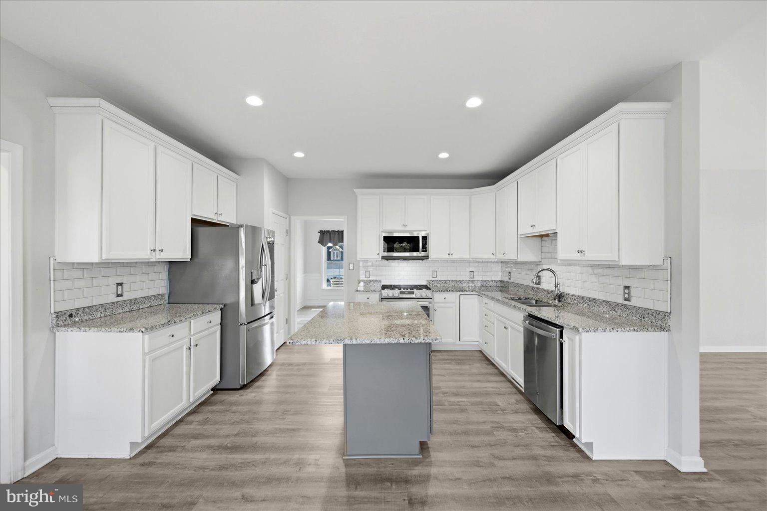 SPRING CREEK - Residential