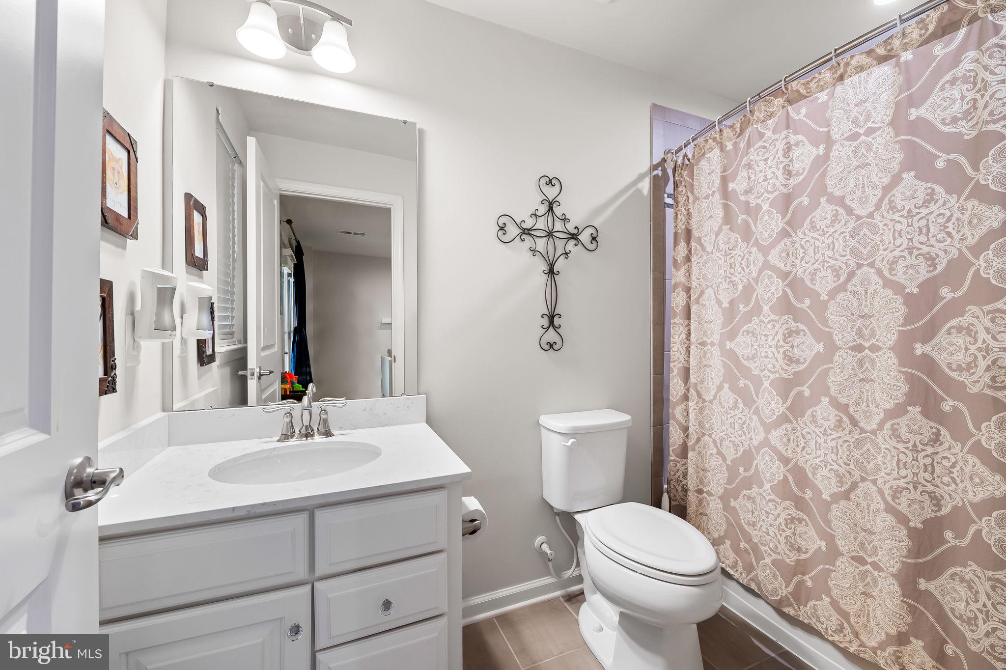 THE TOWNES AT BYNUM RUN - Residential Lease