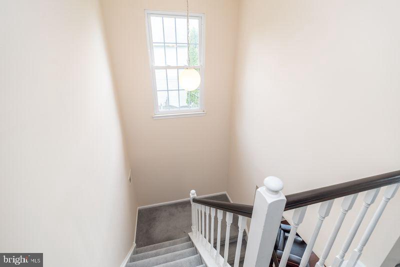 COUNTRY BEND - Residential