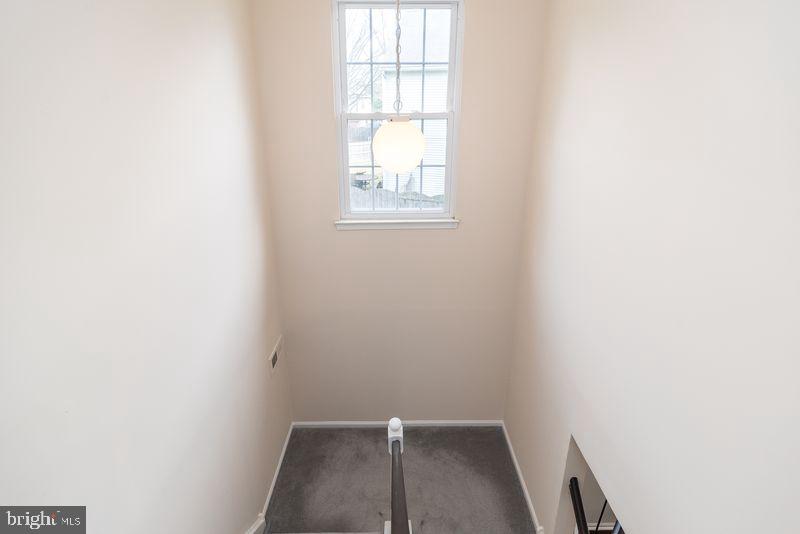 COUNTRY BEND - Residential