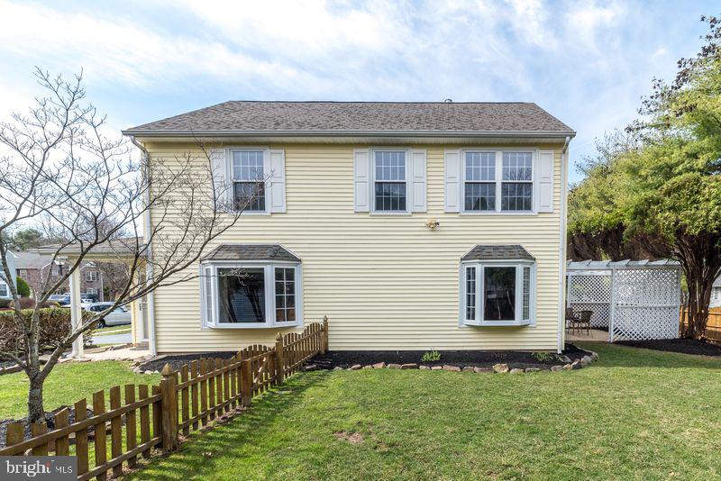 COUNTRY BEND - Residential