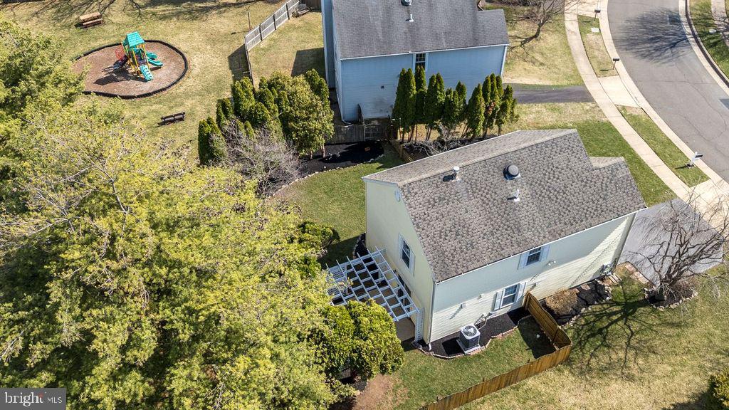 COUNTRY BEND - Residential