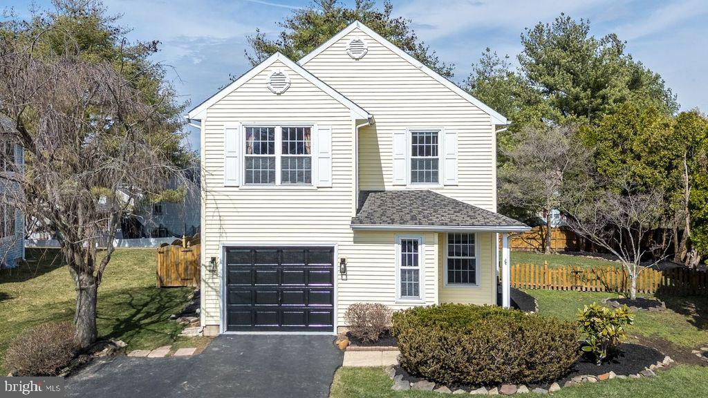 COUNTRY BEND - Residential