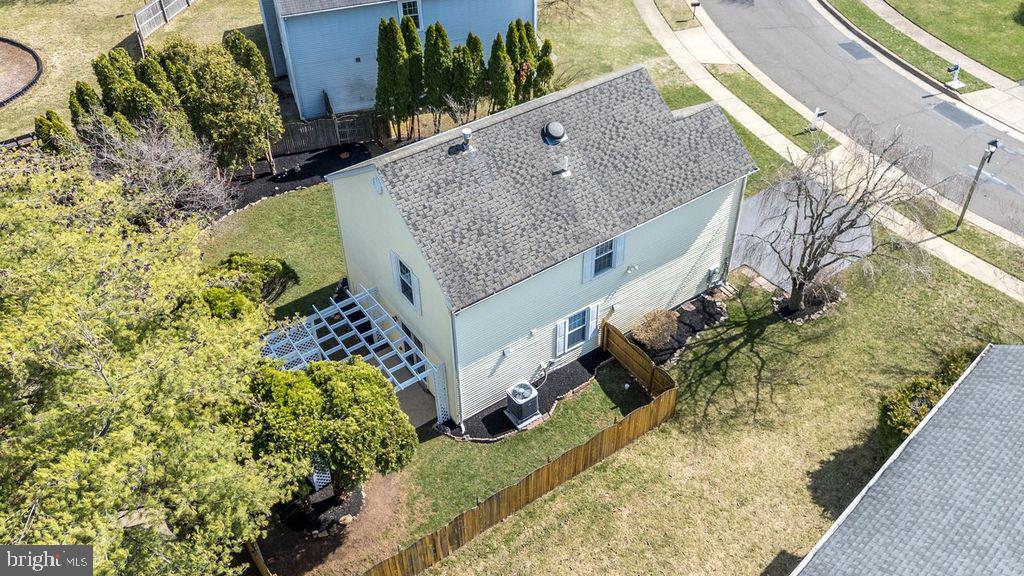 COUNTRY BEND - Residential