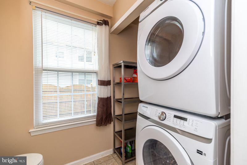 COUNTRY BEND - Residential