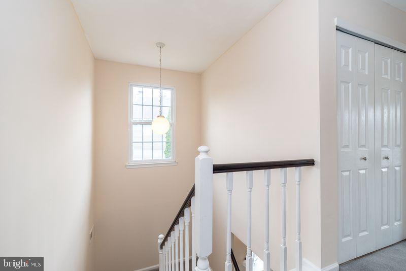 COUNTRY BEND - Residential