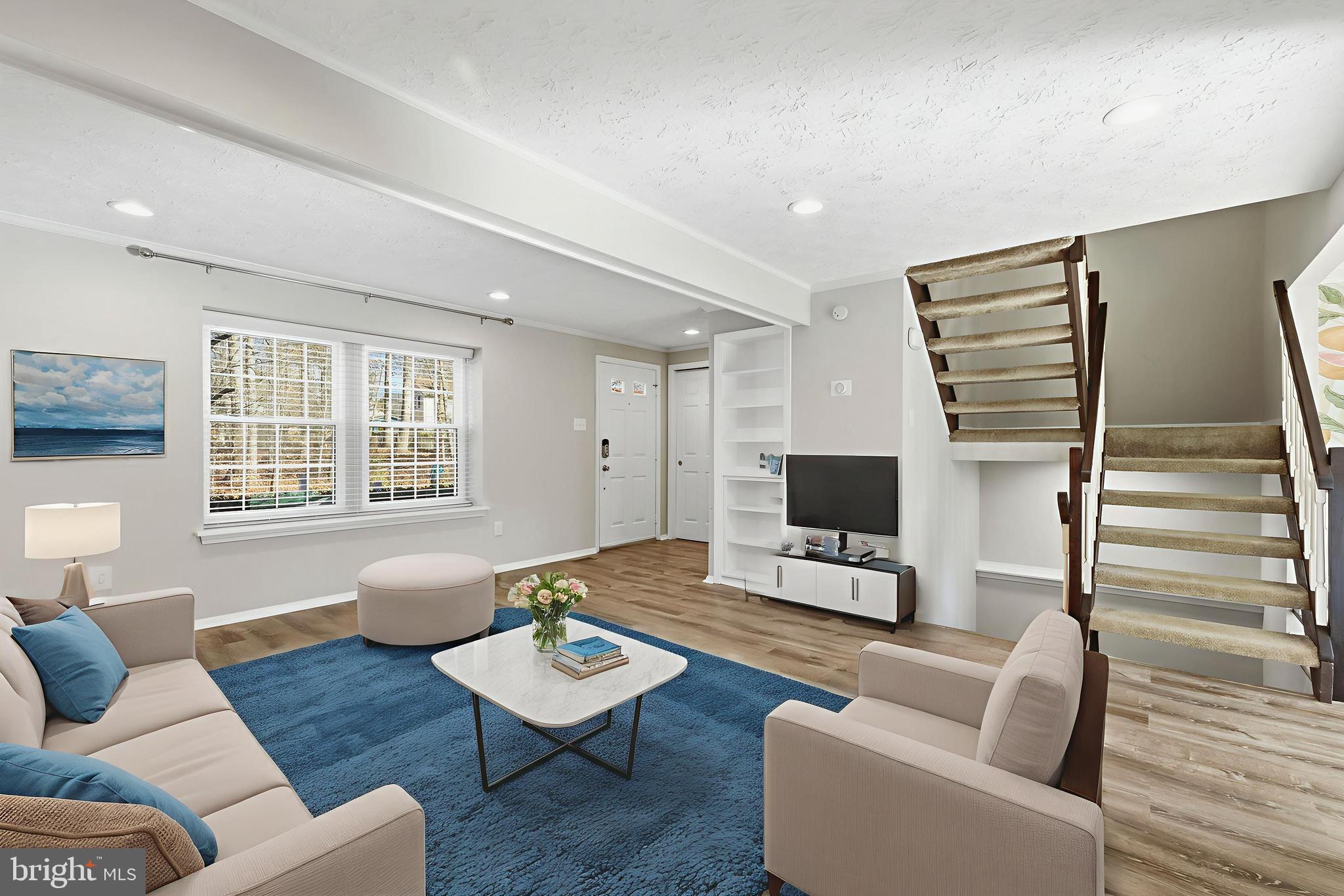 7310 GLENDOWER COURT