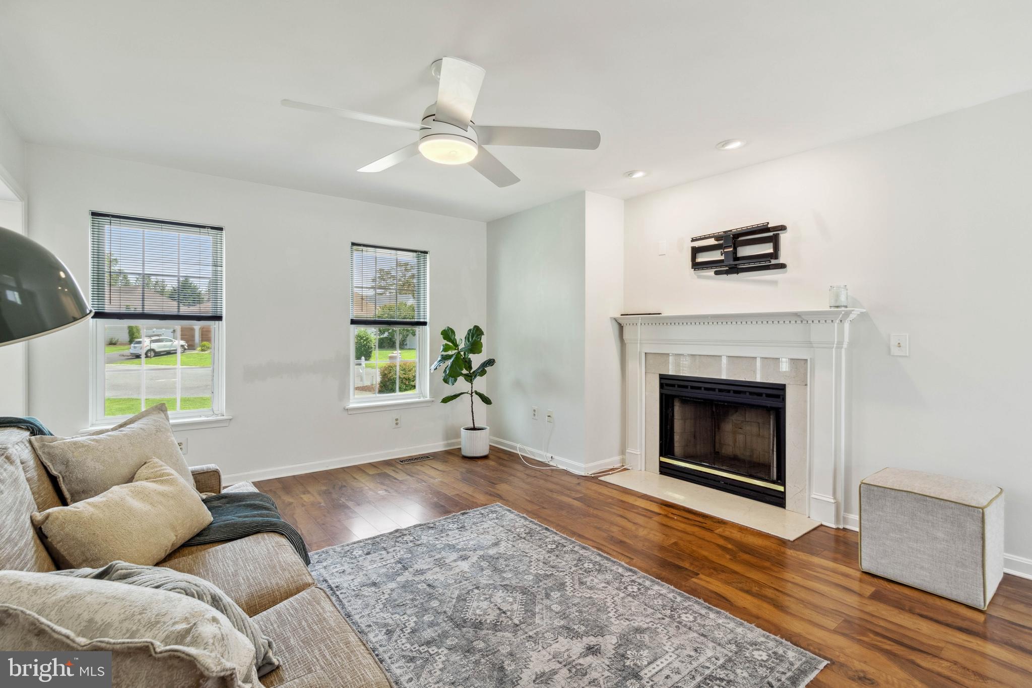 1101 NEW BEDFORD WAY