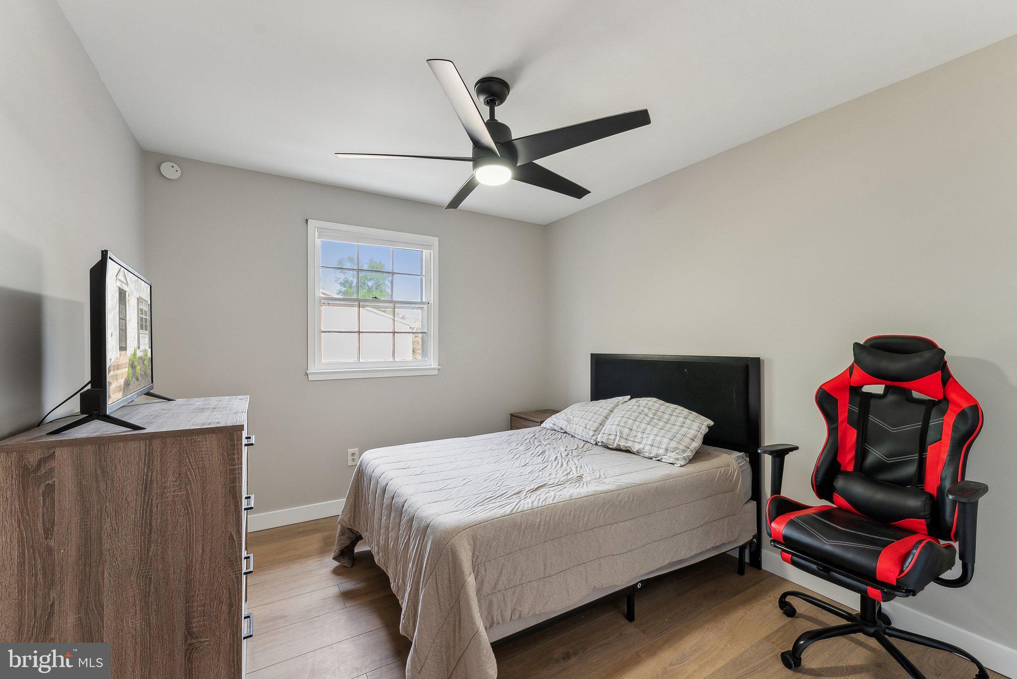 TOWNES OF ORANGE HUNT - Residential