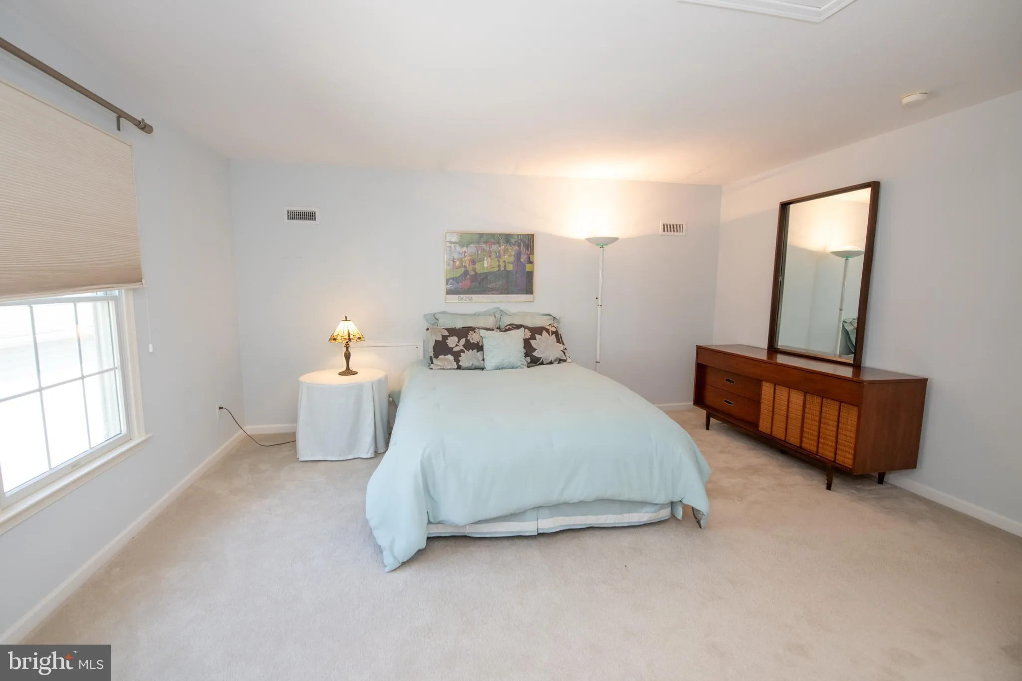 Southampton, Pennsylvania 18966, United States, 3 Bedrooms Bedrooms, ,3 BathroomsBathrooms,Residential,Pending,207765