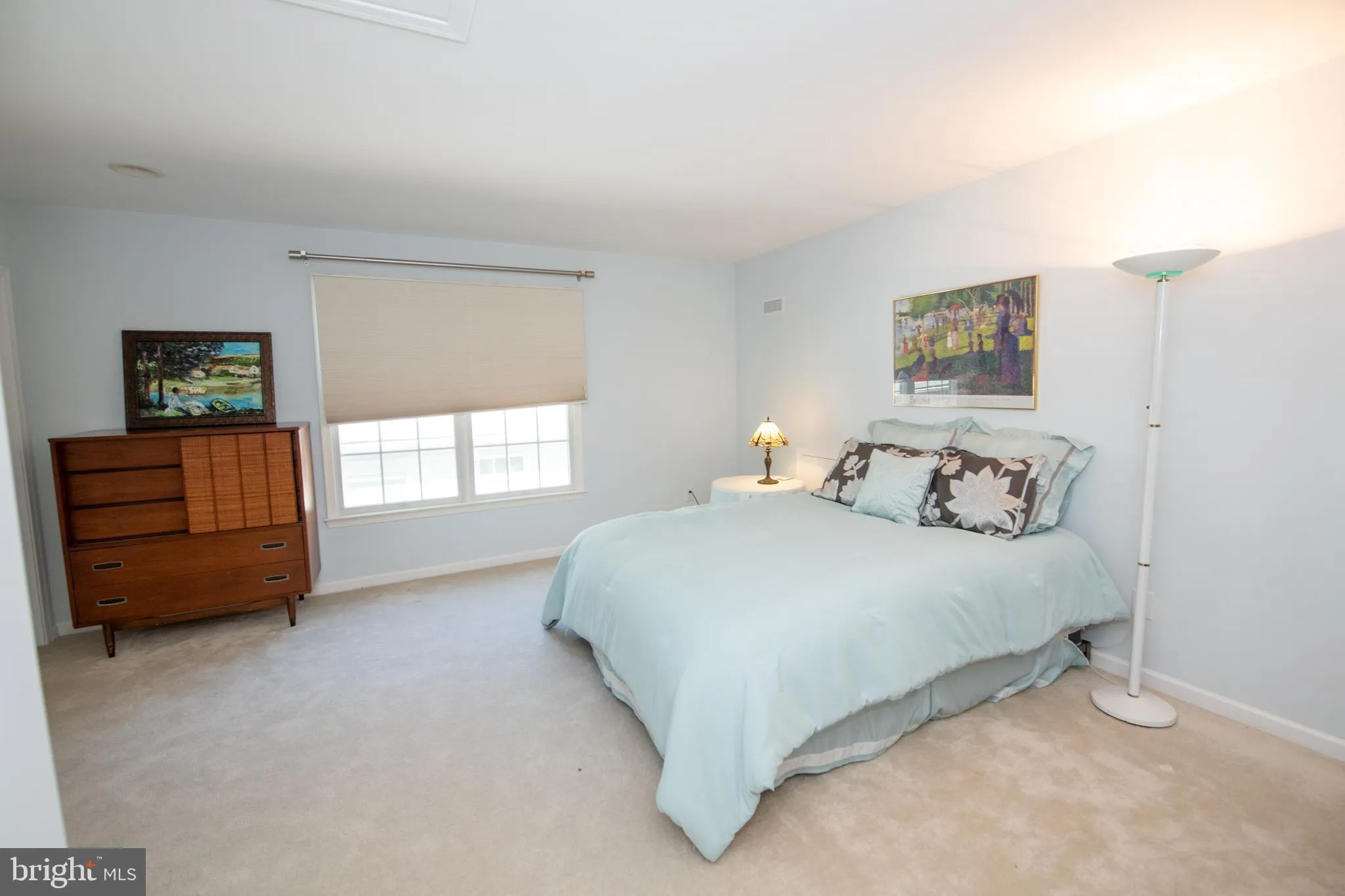 Southampton, Pennsylvania 18966, United States, 3 Bedrooms Bedrooms, ,3 BathroomsBathrooms,Residential,Pending,207765