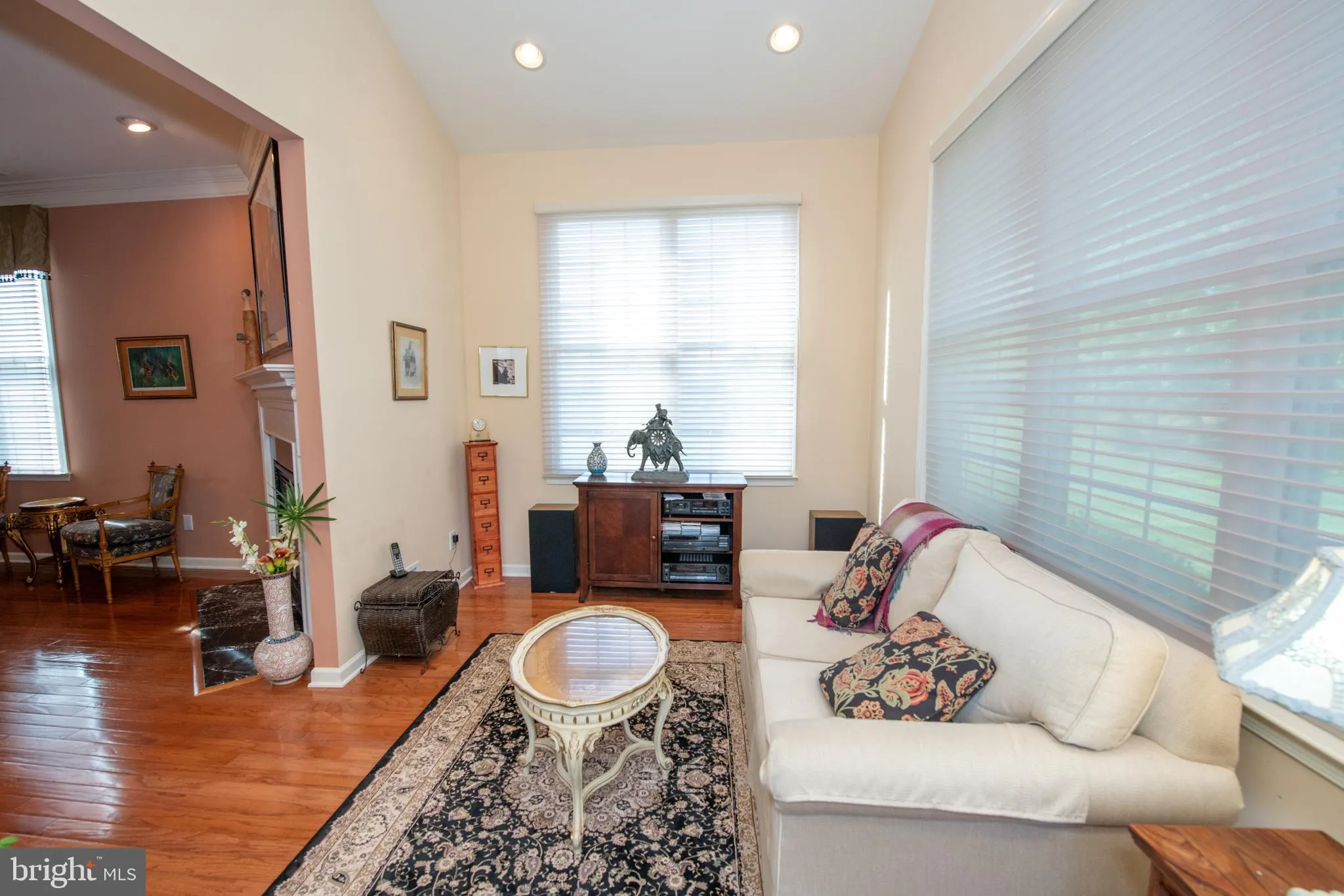 Southampton, Pennsylvania 18966, United States, 3 Bedrooms Bedrooms, ,3 BathroomsBathrooms,Residential,Pending,207765