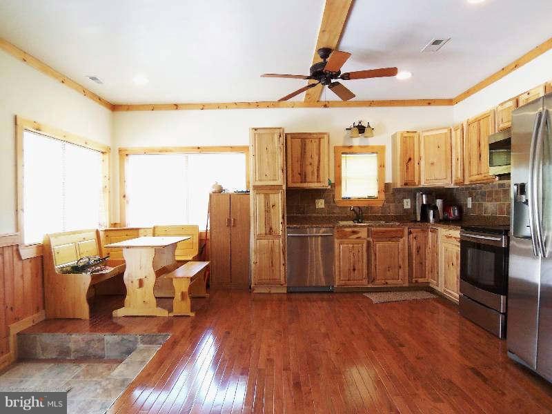 MAGNOLIA GLEN - Residential