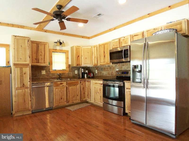 MAGNOLIA GLEN - Residential