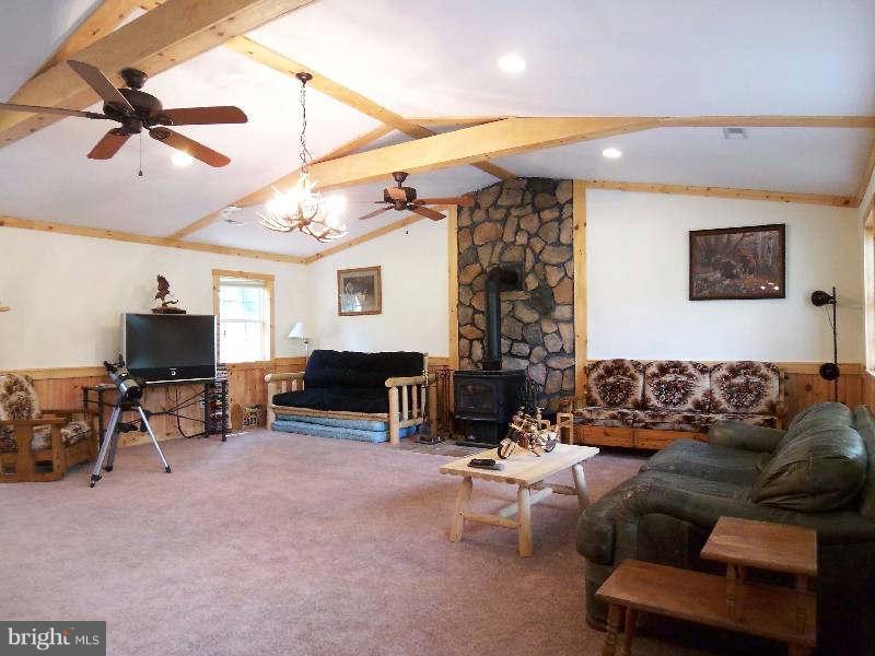 MAGNOLIA GLEN - Residential