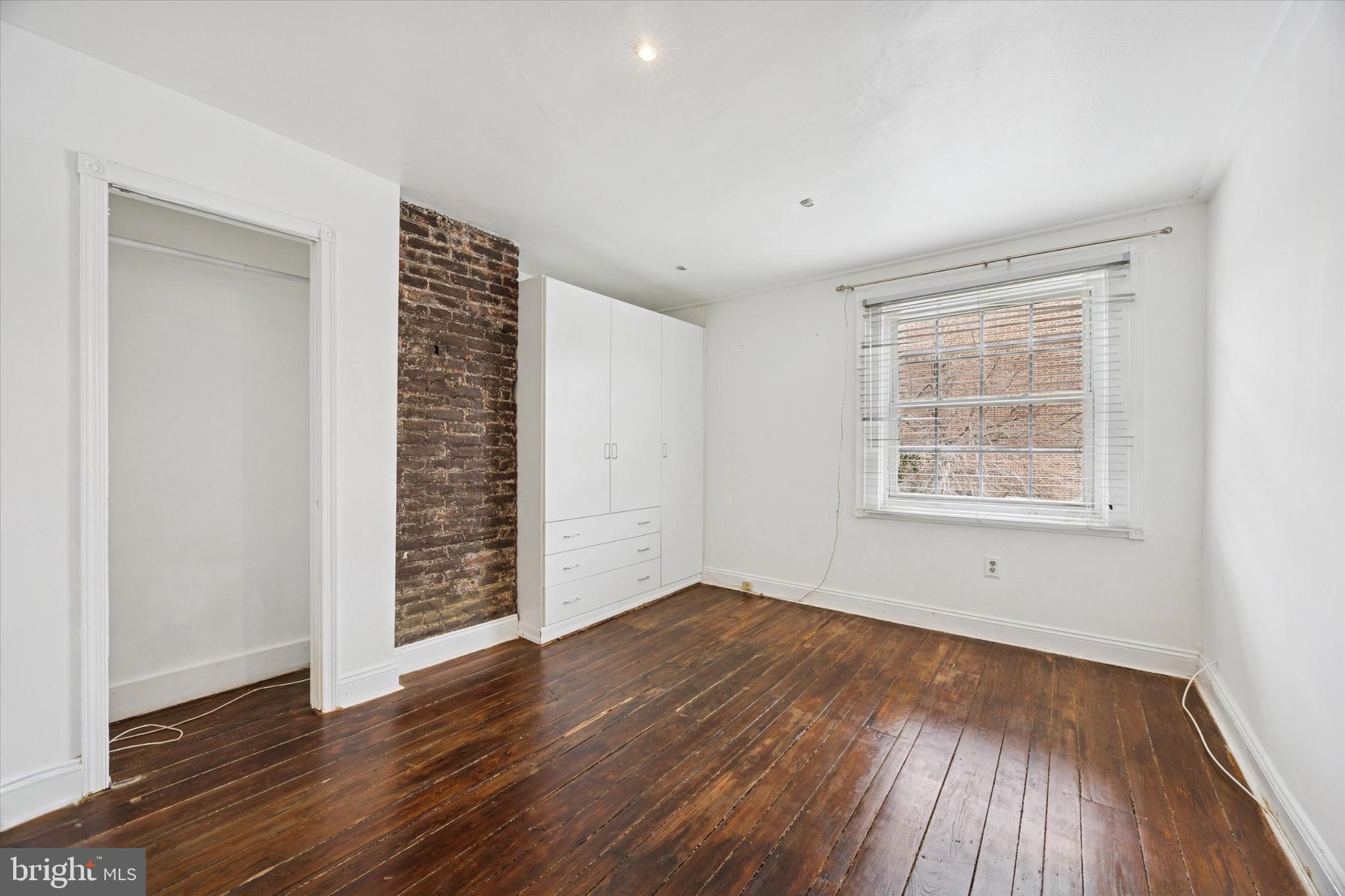 LANSDOWNE - Residential