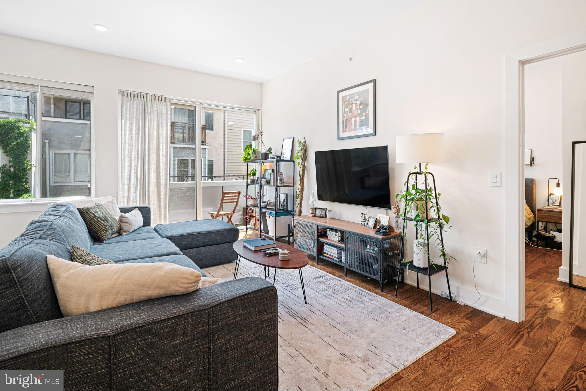 1003 N BODINE STREET 00 3