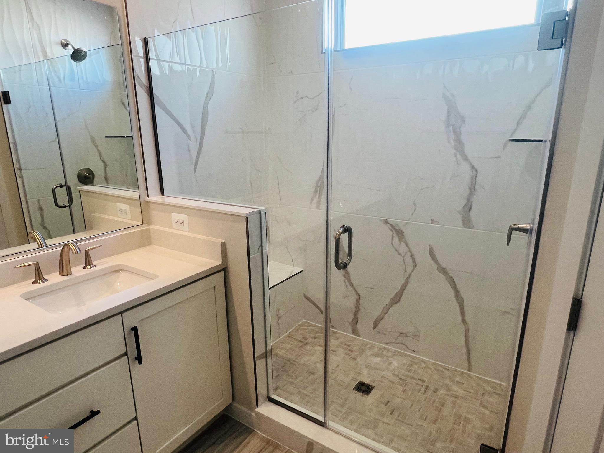 METRO WALK AT MOOREFIELD STATION - Residential Lease