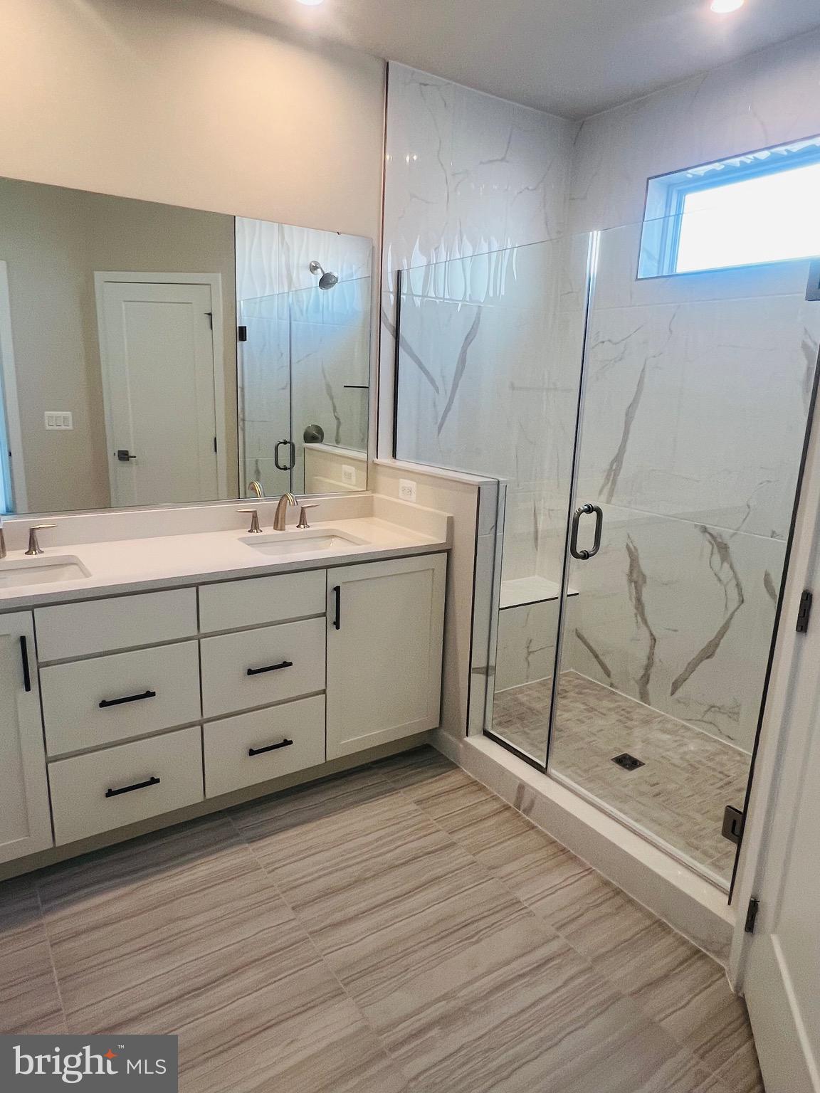 METRO WALK AT MOOREFIELD STATION - Residential Lease