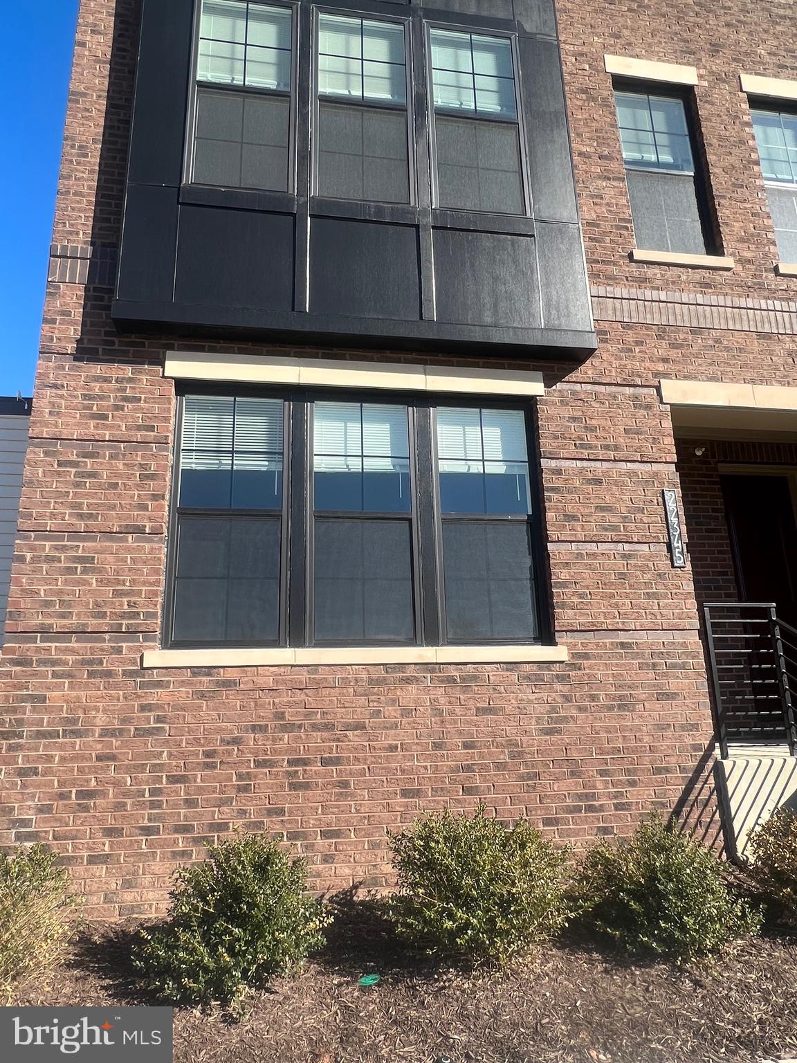 METRO WALK AT MOOREFIELD STATION - Residential Lease