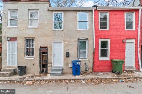 Homes For Sale - 122 S Carlton Street<br/> BALTIMORE, MD 21223