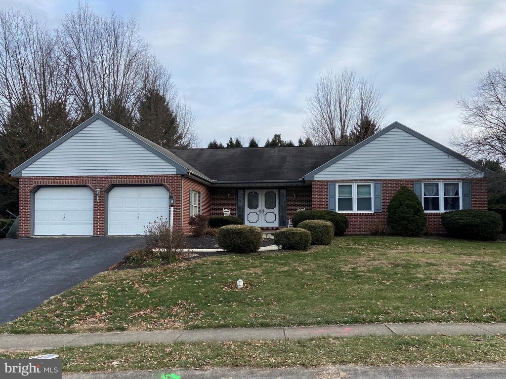 Photo of 90 MAGNOLIA DR, LEOLA, PA 17540 (MLS # PALA2029024)