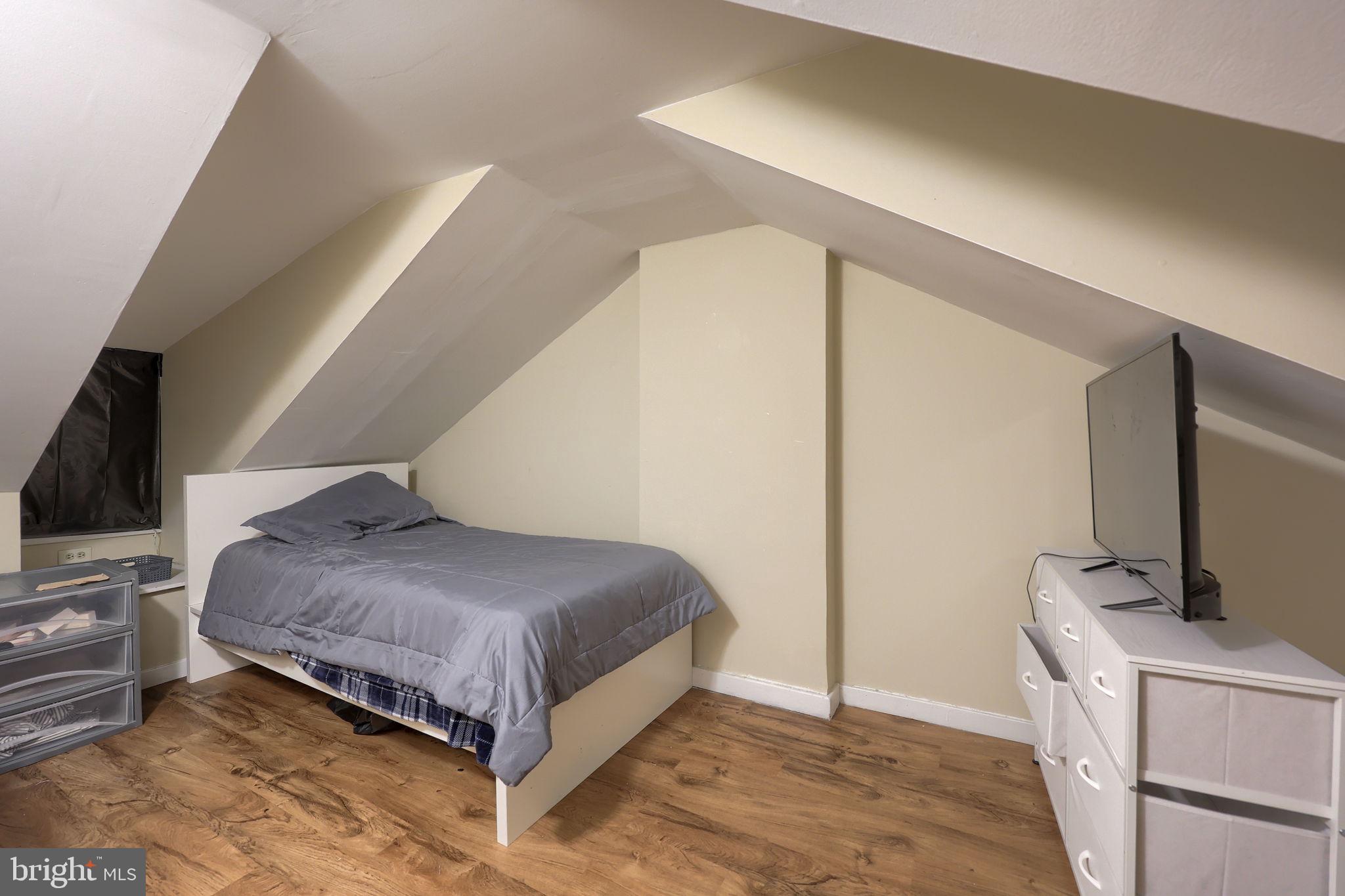 SOUTHERN READING - Residential