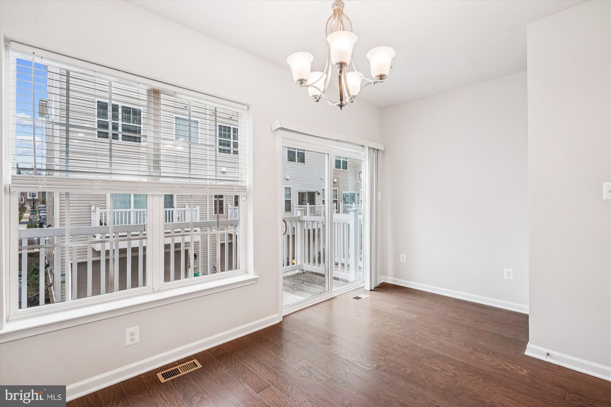 BRICK YARD STATION - Residential