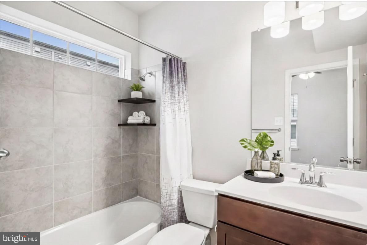 BRICK YARD STATION - Residential