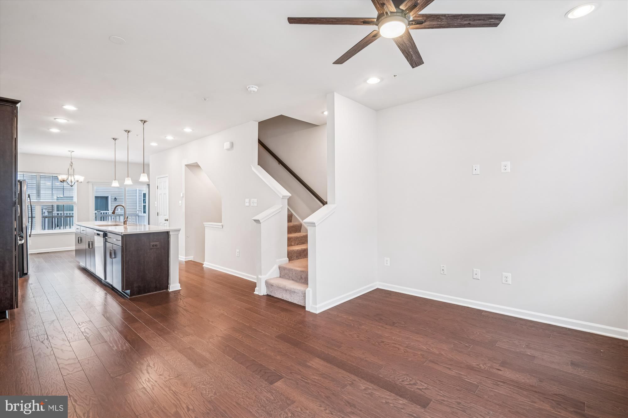 BRICK YARD STATION - Residential