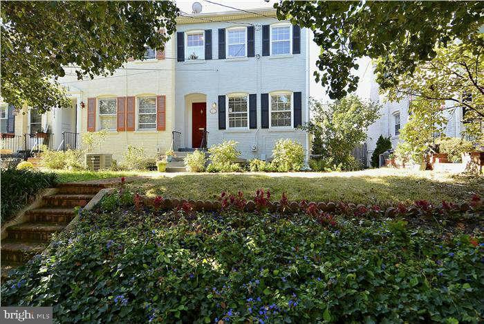 VIRGINIA VILLAGE - Residential Lease