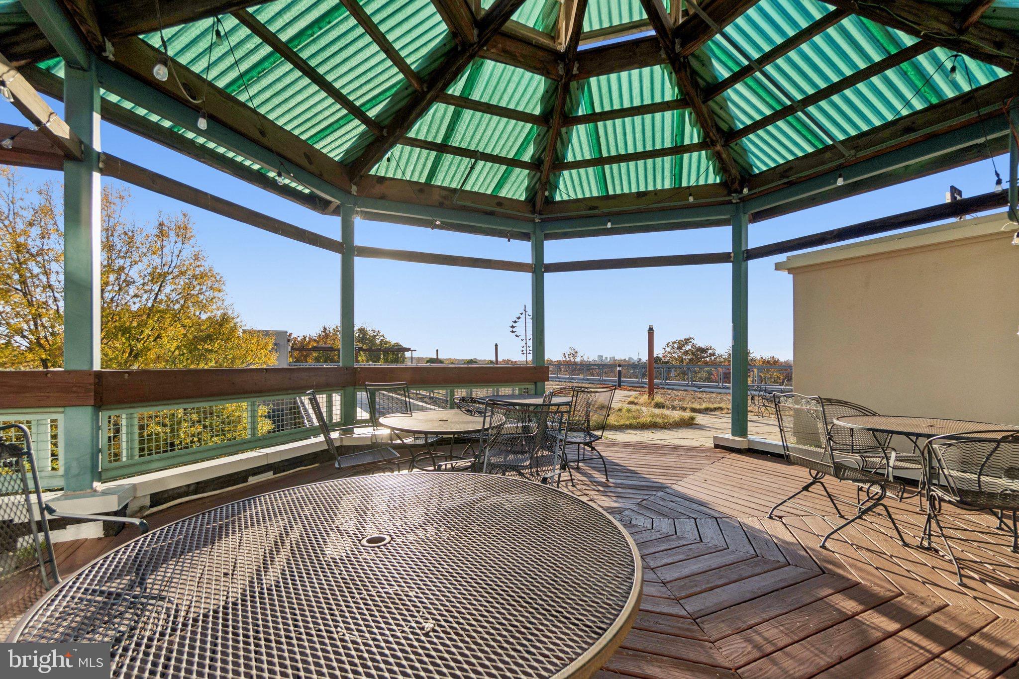 SILVER SPRING - Residential