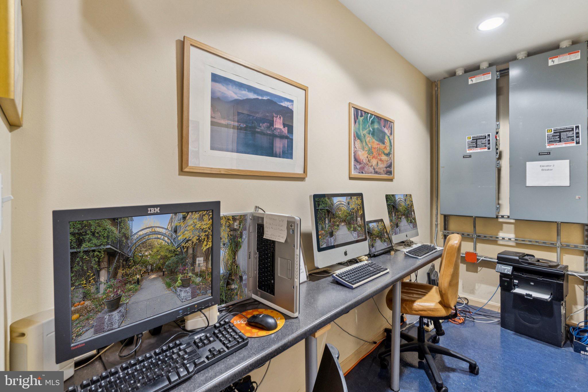 SILVER SPRING - Residential