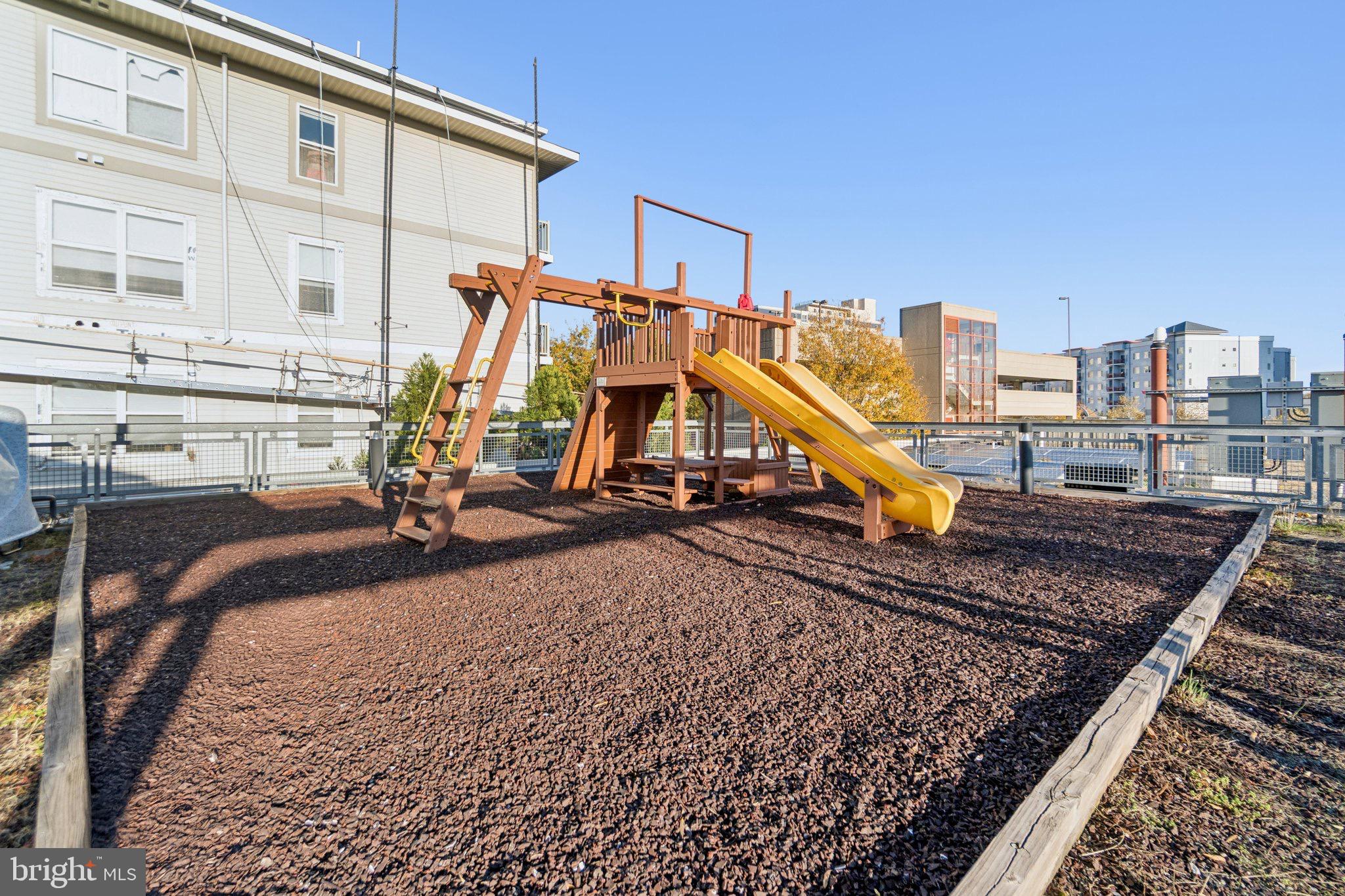 SILVER SPRING - Residential