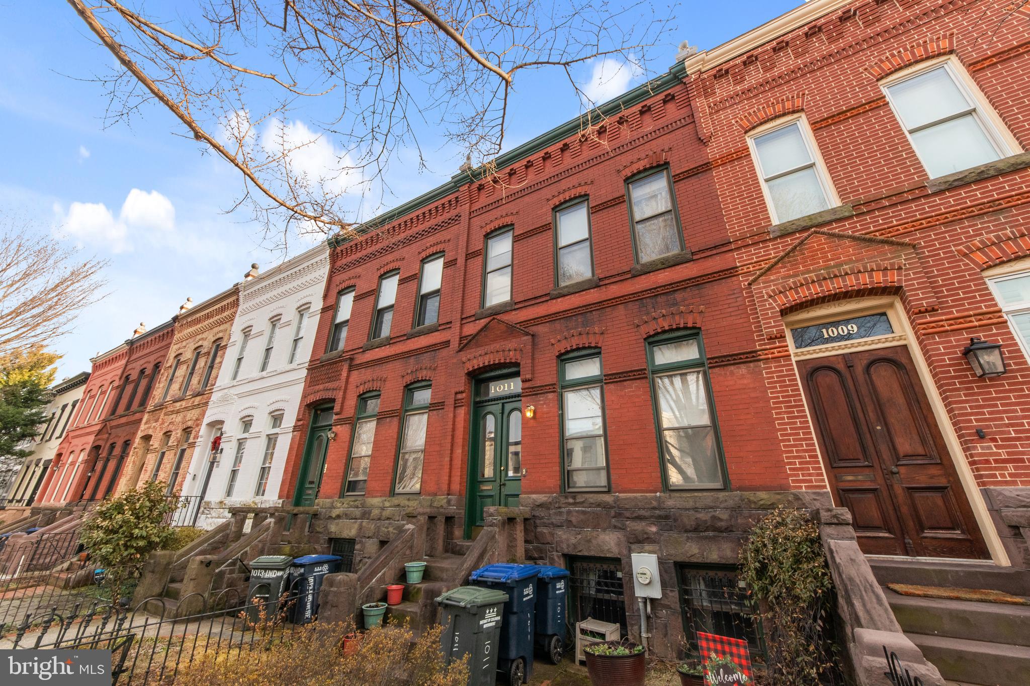 1011 INDEPENDENCE AVENUE SE